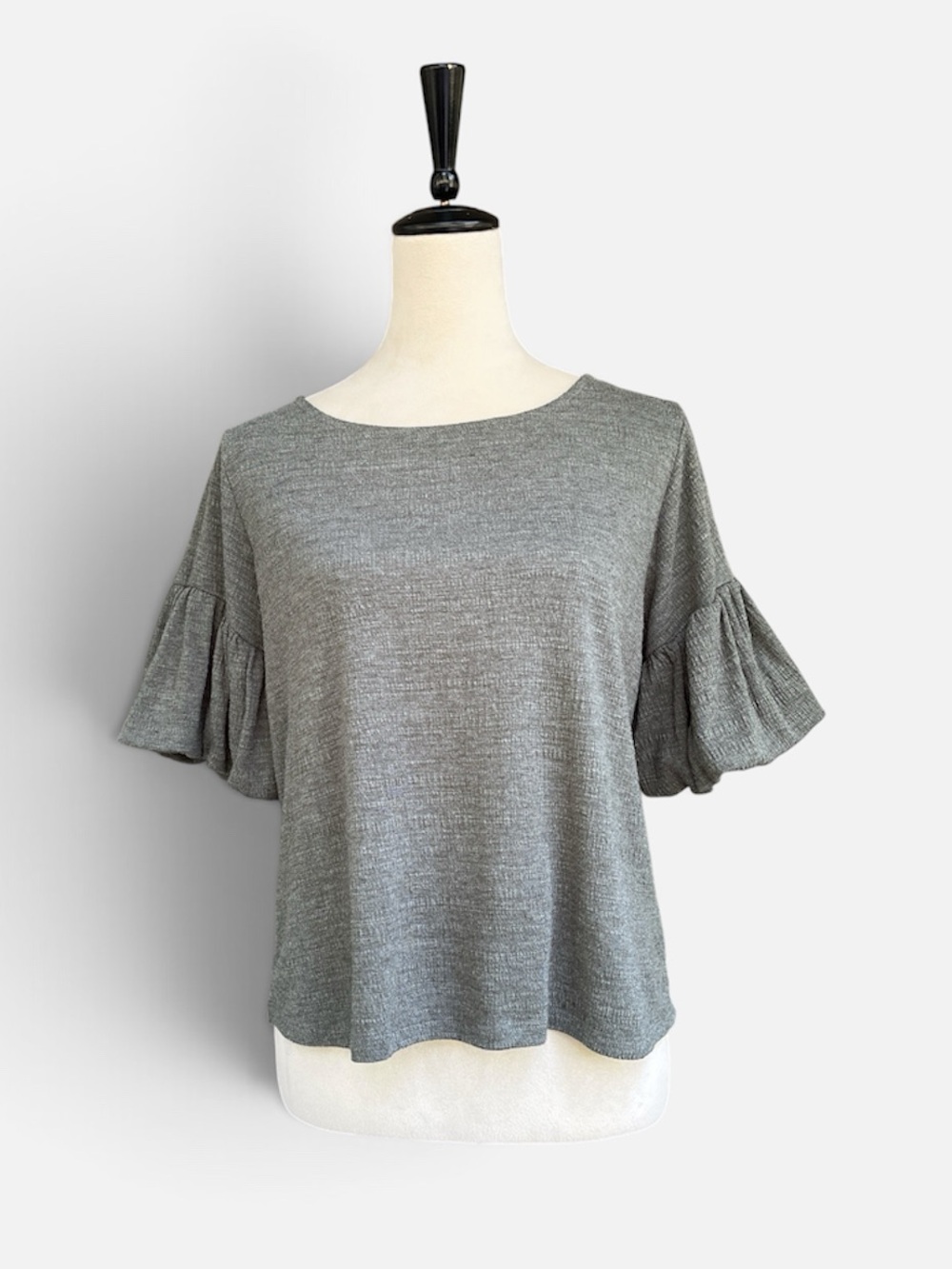 Cable & Gauge Puff Style Cropped Textured Top in Sage Size Small
